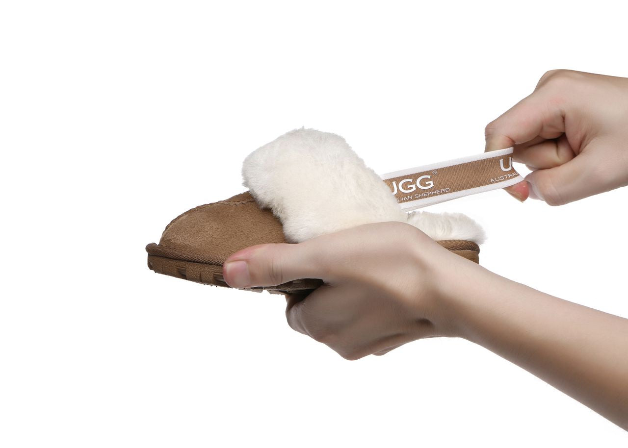 AS UGG Waffle Kids Slippers- 와플 키즈 슬리